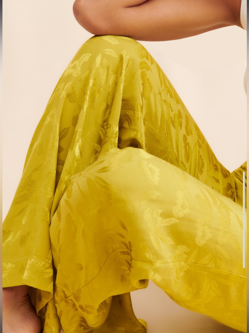 Favorite Daughter Satin Jacquard Wide Leg Friday Wide Leg Pant Lime 12 Persephon - Picture 3 of 17